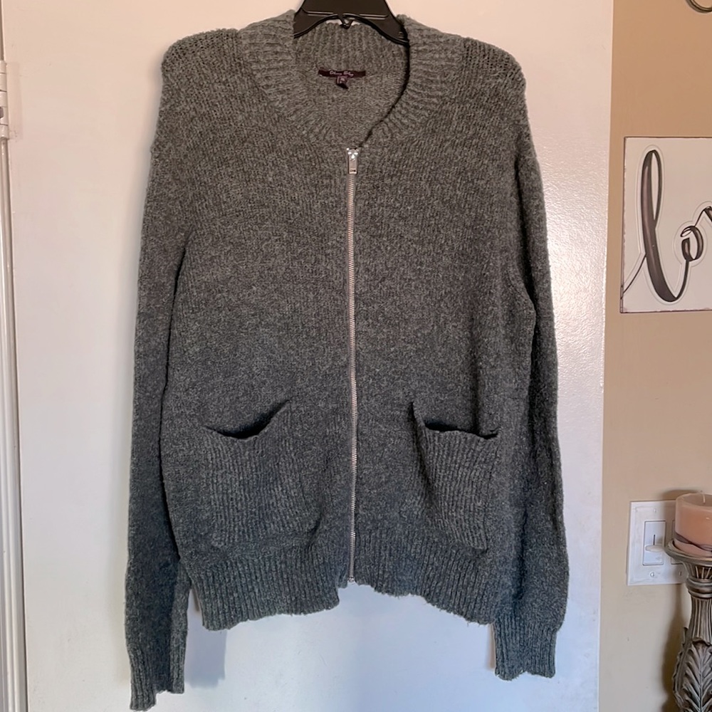❤️SALE❗️EUC Zip Up Cardigan  by Olivia Sky